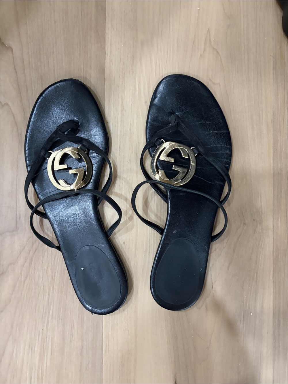 Gucci Leather Logo Sandals with Gold Accent
